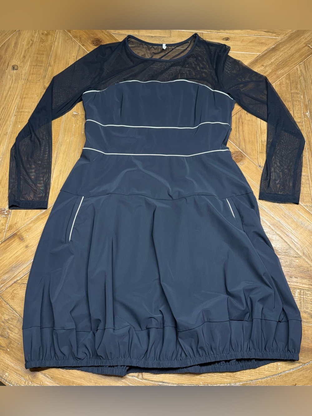 INDIES France Luxury Black Technical Knit Mesh L/S Bubble Dress -Size T40 / US M